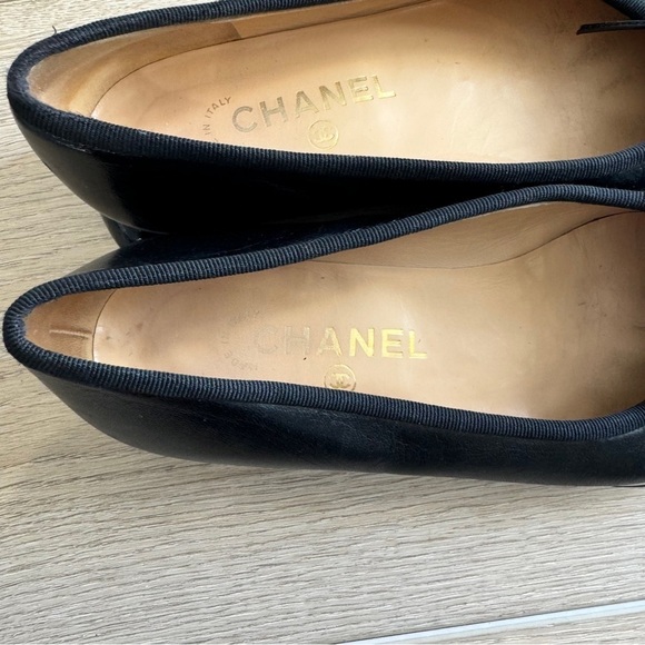 Vintage Chanel Leather Black Flats Shoes Pumps Size 37.5 - Picture 3 of 6